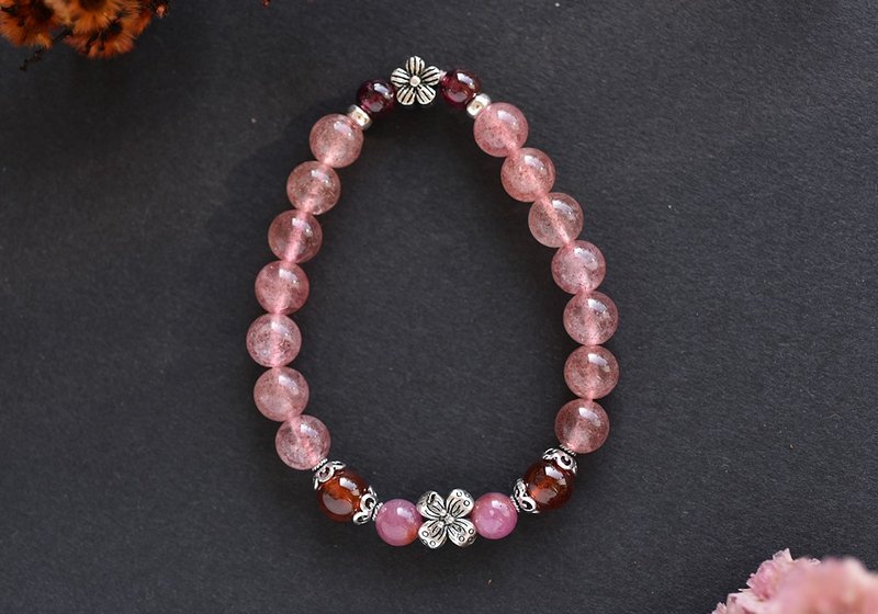Translucent Strawberry Quartz + Garnet + Pink Tourmaline Sterling Silver Flower Crystal Bracelet - สร้อยข้อมือ - คริสตัล สึชมพู