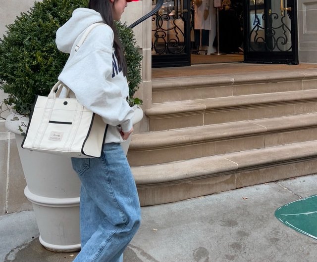 The Ally | Bonita Bag 보니타백 | Large capacity zipper bag