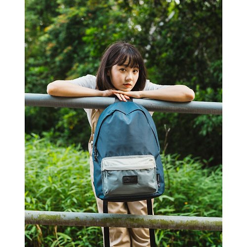 DOUGHNUT - 來自香港的包包設計品牌 DOUGHNUT 防潑水多袋式後背包-藍色-Plus One GW
