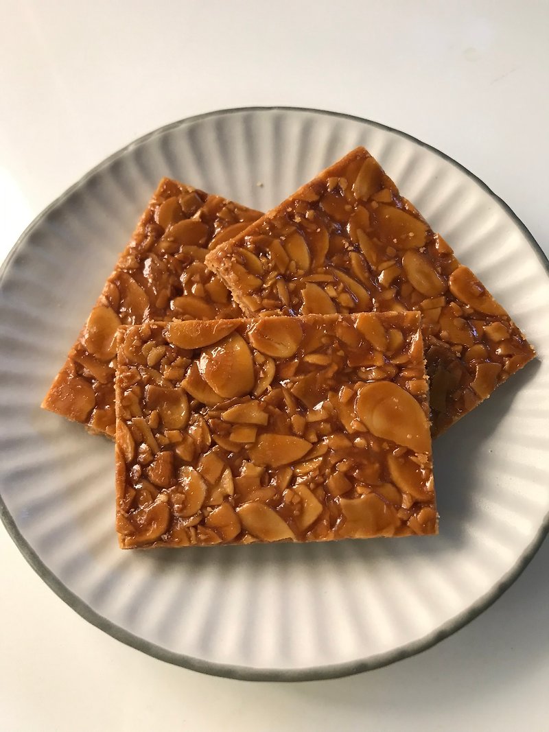 Florence-Caramel Almond Shortbread - Handmade Cookies - Fresh Ingredients 
