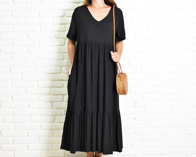 Vネックティアードワンピース　ブラック - 連身裙 - 其他材質 黑色
