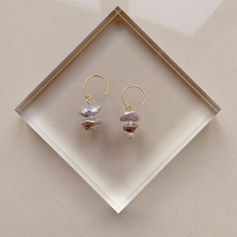 Dancing Alone | Lilac Baroque Pearl 18KGP Earrings