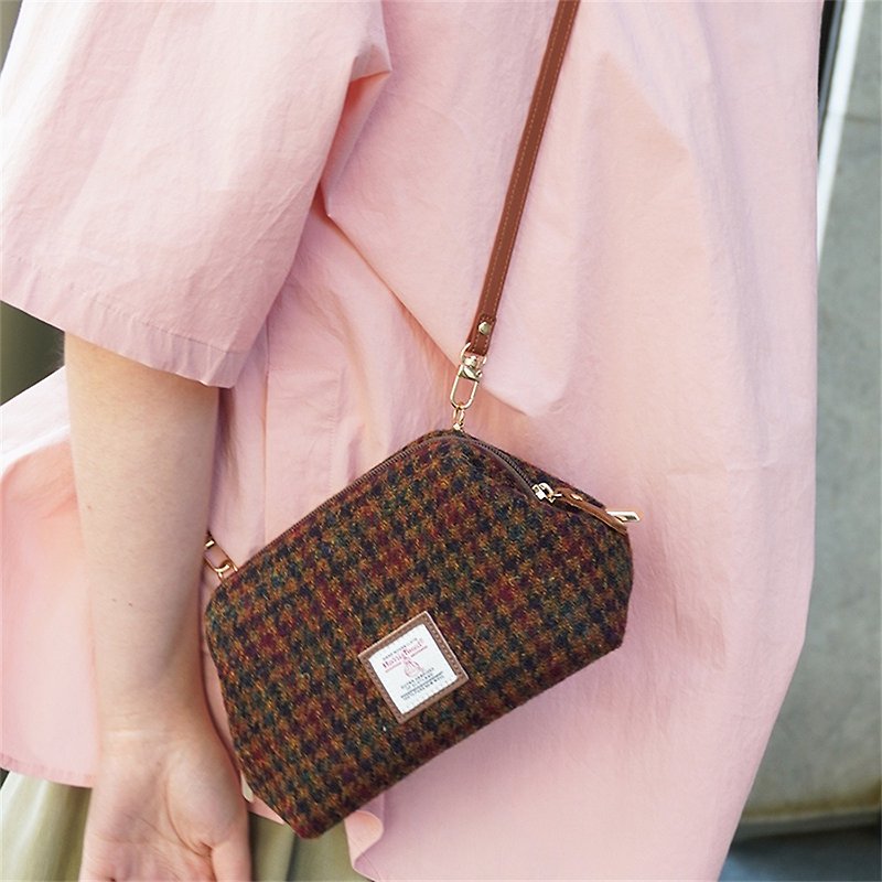 This year's popular bag female Harris tweed handmade Messenger bag high-end small satchel retro versatile small bag - กระเป๋าแมสเซนเจอร์ - ขนแกะ 