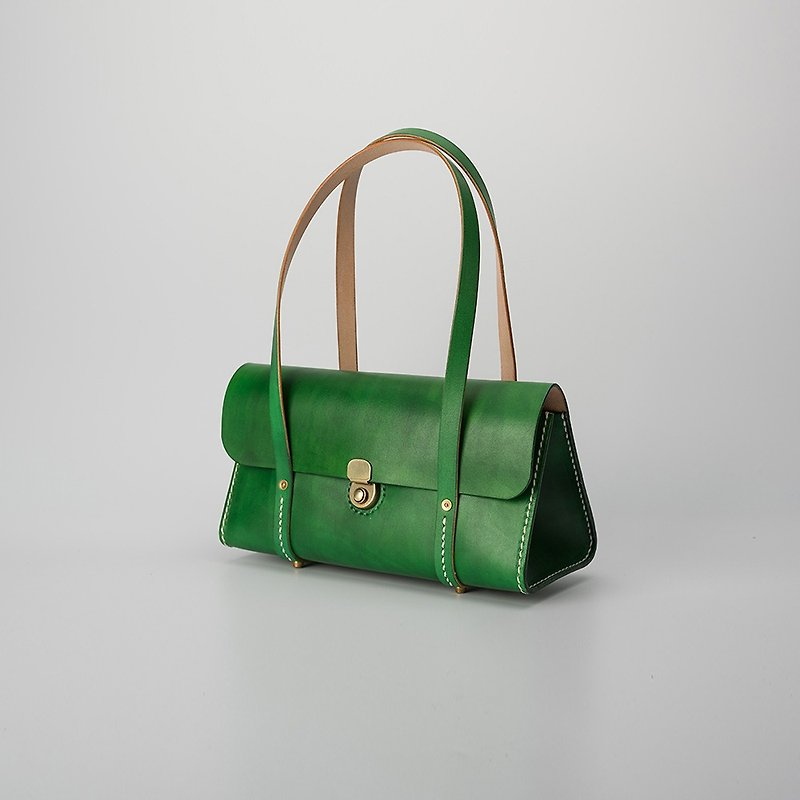 [Cutting line] Large-capacity ladies handbag triangle handmade leather retro tote bag - Handbags & Totes - Genuine Leather Multicolor