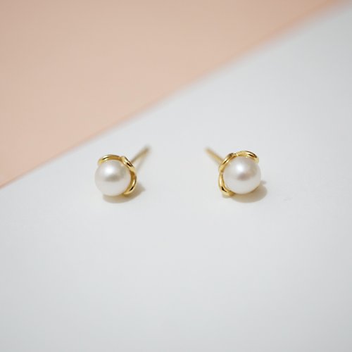 sdori 淡水珍珠純銀花托耳環 (銀/玫瑰金/18k金) | 珍珠系列