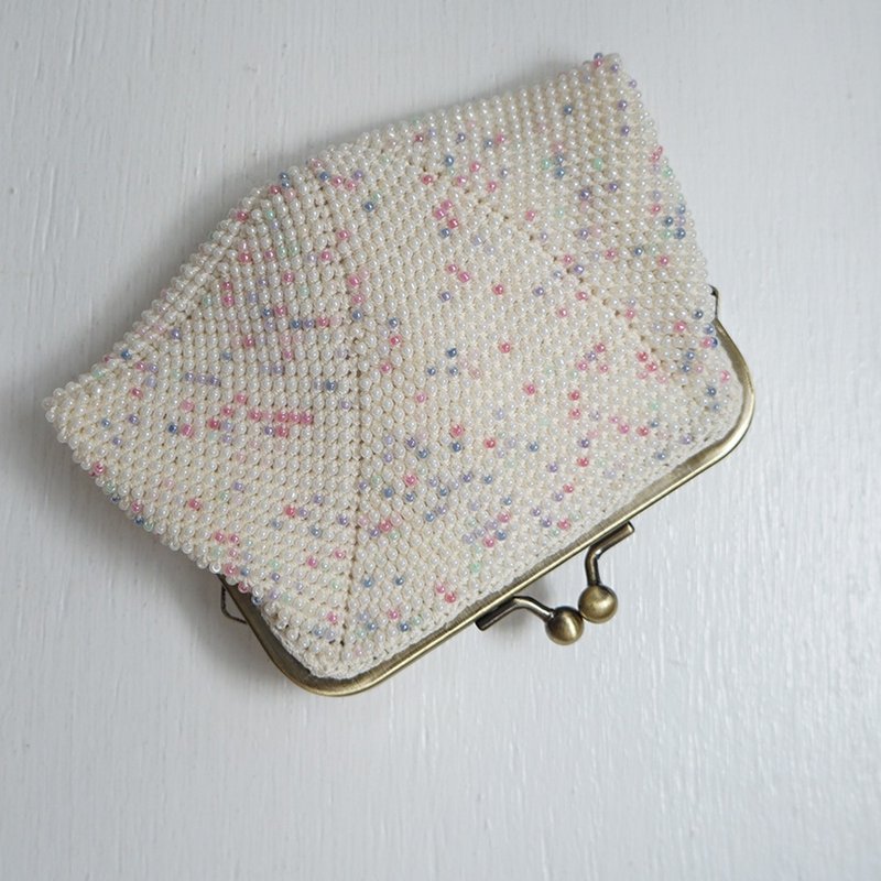 Ba-ba handmade Seedbeads crochet square pouch No.1741 - 化妝包/收納袋 - 其他材質 白色