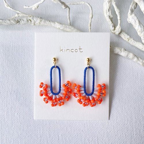 shishikui ピアス　オレンジ イヤリング・ピアス｜ひし形とスティック｜オレンジ