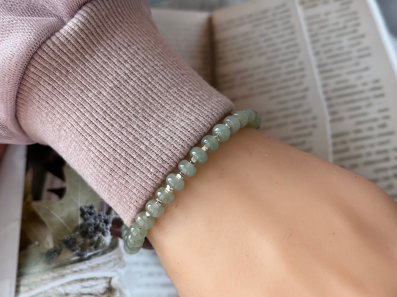 Emerald Abacus Beads Silver Bracelet - สร้อยข้อมือ - หยก สีเขียว