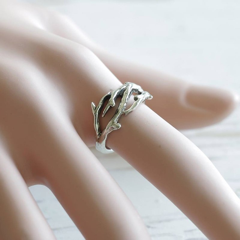 Ring Minimal thorn crown handmade lady women Girl silver modern minimalist thin - General Rings - Other Metals Silver
