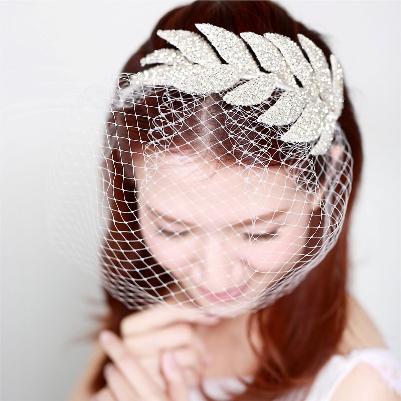 最も純粋なHOMEヘビーシルバービーズダイヤモンドメッシュ女神装飾的なヘッドバンドPT16007 |結婚式。既婚。結婚式の宝石類の選択|フランスのファッションの手作りのブライダル頭飾り。ヘアアクセサリー。結婚式のギフトのガールフレンドのための最良の選択 - ヘアアクセサリー - 宝石 