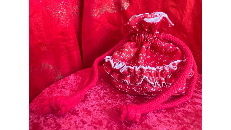 着物フリルまんまる巾着 - 化妝袋/收納袋 - 聚酯纖維 紅色