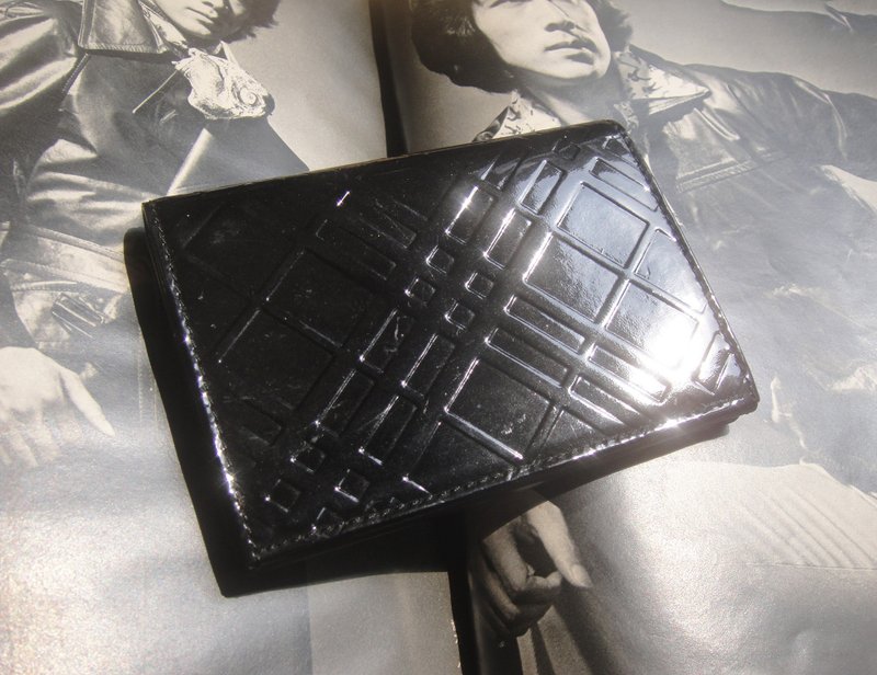 Glorious Era OLD ERA_Early second-hand Burberry business card holder - Card Holders & Cases - Other Materials 