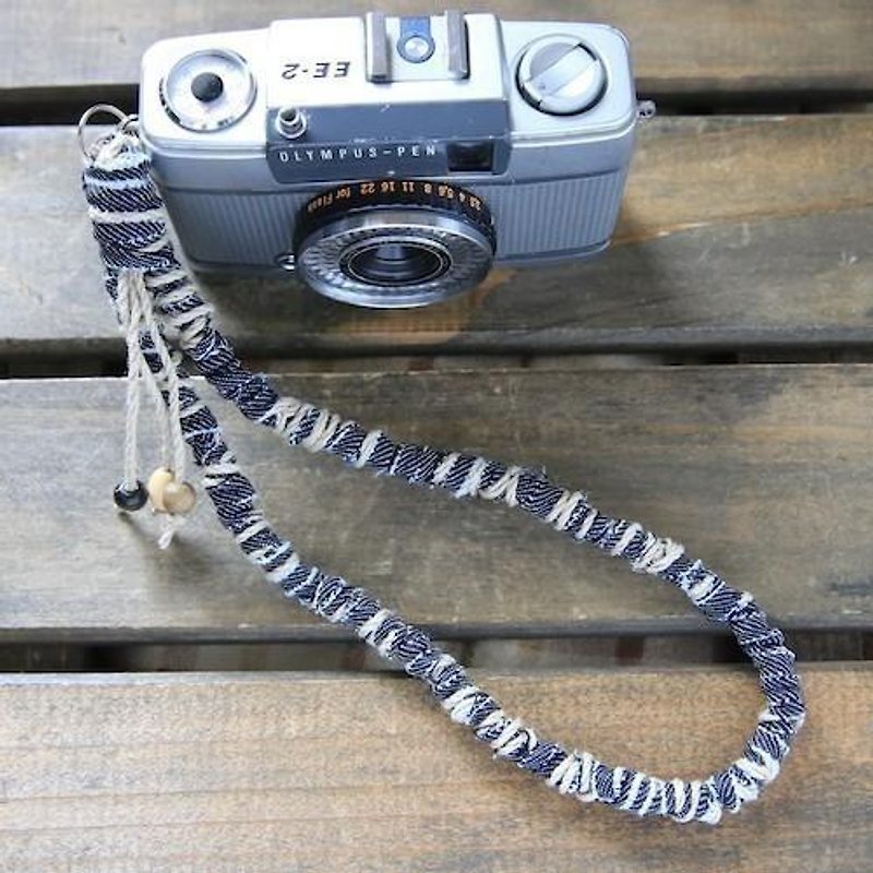 デニム裂き布ハンドストラップ - 相機帶/腳架 - 棉．麻 藍色
