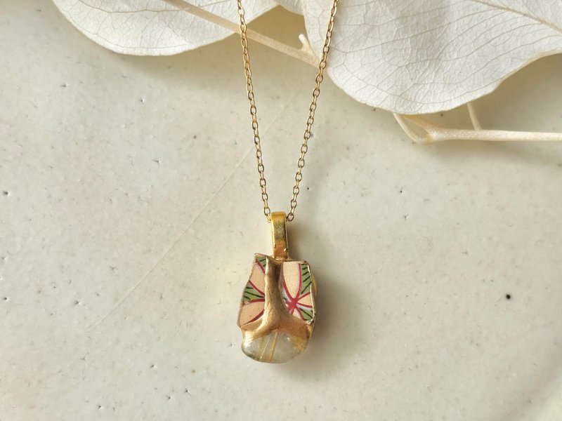 Arita Ware Kintsugi Necklace with Surgical Stainless Steel Chain, Hypoallergenic, 18K, Leaf Pattern, Golden Rutile Quartz, Natural Stone, Traditional Craftsmanship No.406 - สร้อยคอ - ดินเผา สีเขียว