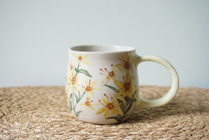 Taiwan Alpine Plant Pottery Cup-Goldenrod - แก้ว - ดินเผา สีเหลือง