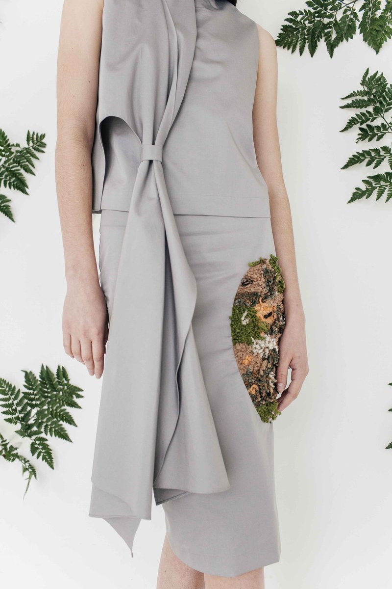 Grey top from Bryophyta II collection - 女上衣/長袖上衣 - 棉．麻 灰色