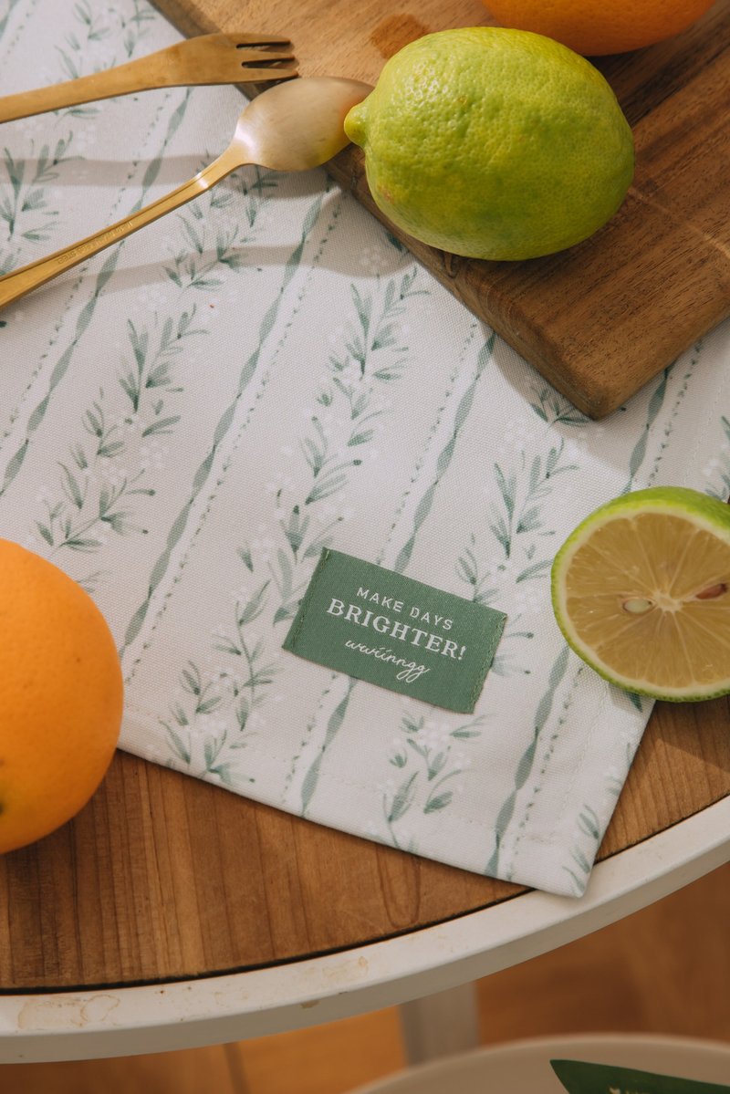 Water-repellent placemat – greenery - ผ้ารองโต๊ะ/ของตกแต่ง - เส้นใยสังเคราะห์ สีเขียว