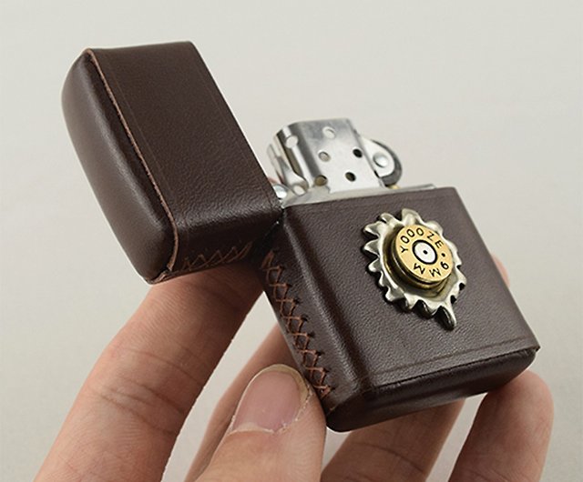 Leather Craft] Wet molding a leather Zippo lighter case 