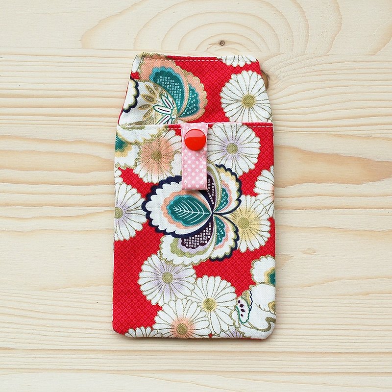 Japanese style pill chrysanthemum pocket pencil bag _ red / with certificate bag - Pencil Cases - Cotton & Hemp Red