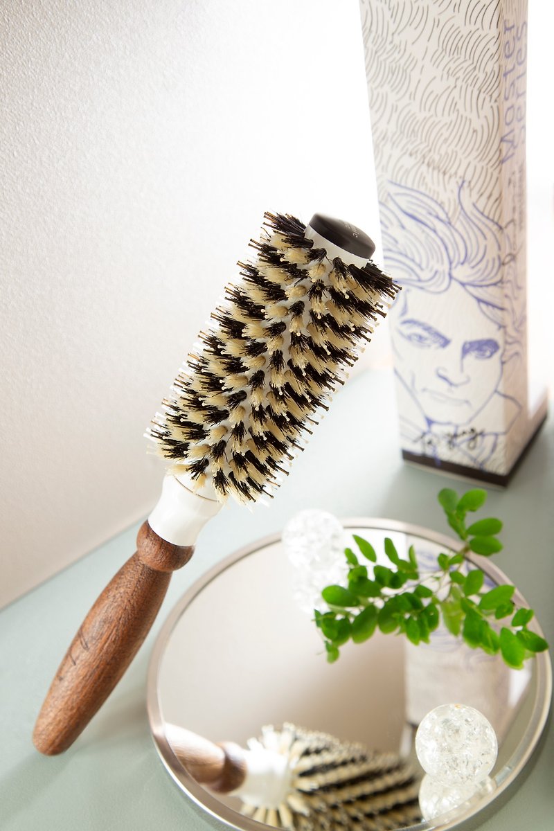 Master Series Ceramic Tube Comb (Large) | Pandora's Beauty Box - Makeup Brushes - Wood Brown