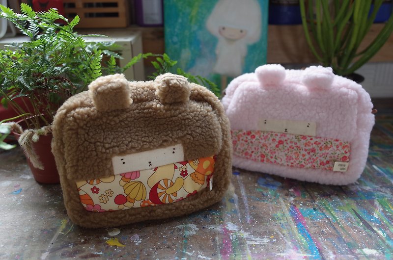 Duo Rabbit Rabbit Bag - กระเป๋าเครื่องสำอาง - ผ้าฝ้าย/ผ้าลินิน หลากหลายสี