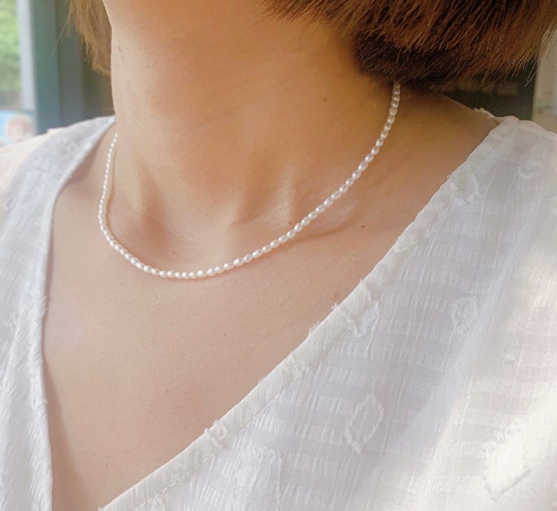 Freshwater Pearl 3mm~3.5mm Clavicle Chain Necklace - สร้อยคอ - ไข่มุก ขาว
