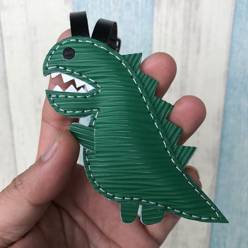 Healing small things water ripple leather green cute dinosaur hand-sewn leather charm small size - พวงกุญแจ - หนังแท้ สีเขียว