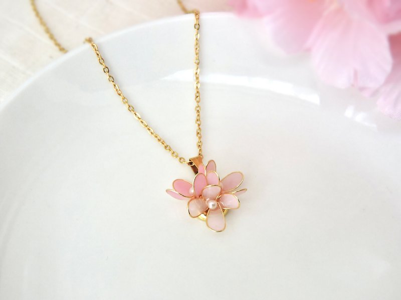 Small flower lover necklace Sakura color - Necklaces - Resin Pink
