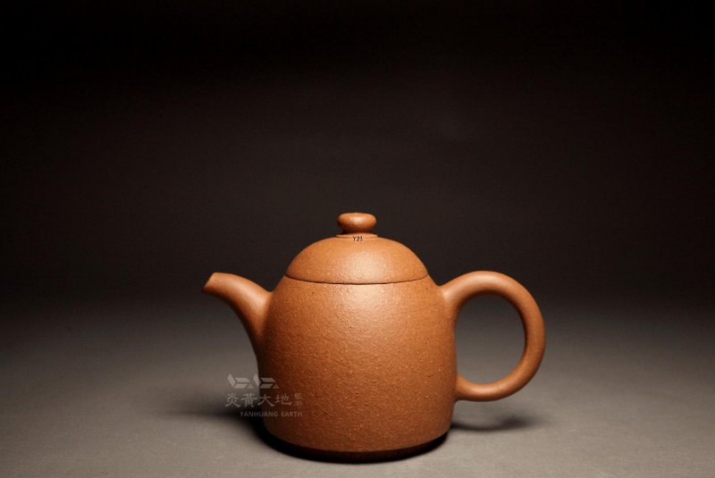 【鶯歌工藝製壺】龍山堂 鶯歌手拉胚 林冠憲 降坡泥 180cc Y25 - 茶壺/茶杯/茶具 - 陶 橘色