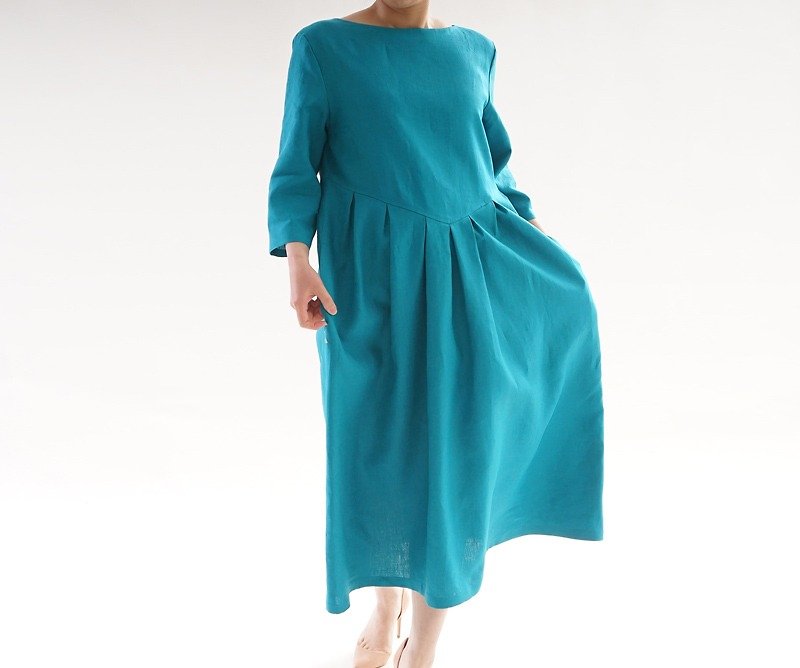 ベルギーリネン ボートネック鍵盤タックワンピース/ピーコックブルー a013a-pbn2 - 洋裝/連身裙 - 棉．麻 藍色