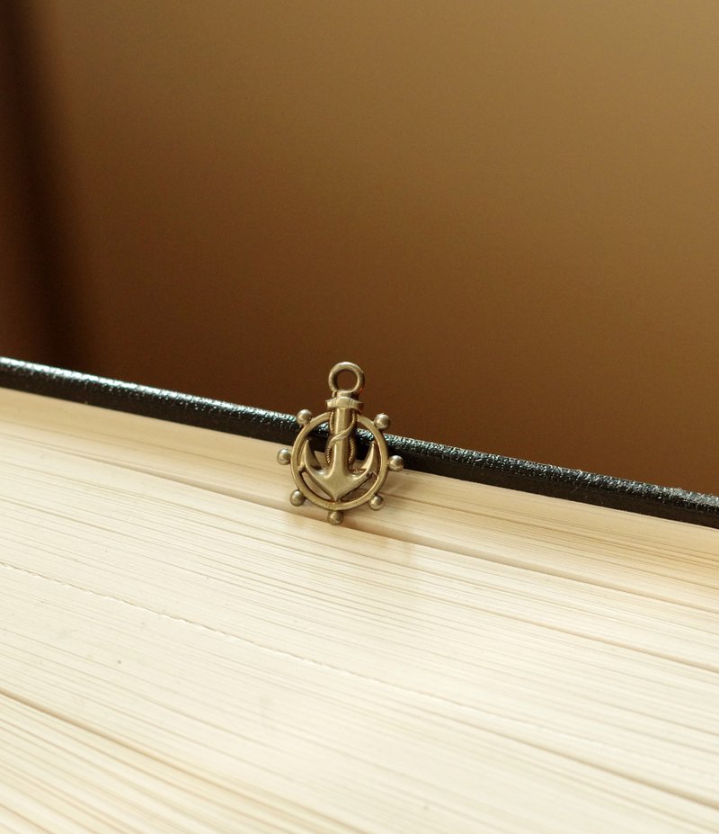 Vintage silver tone anchor charm pendant - Necklaces - Other Metals Silver