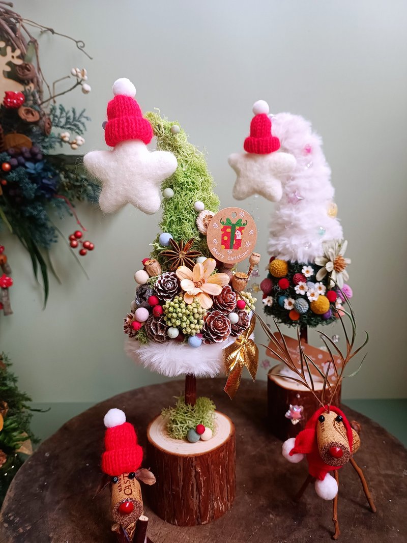 Crooked Christmas tree preserved flowers dried flowers Christmas tree wool felt star Christmas hat - ของวางตกแต่ง - พืช/ดอกไม้ สีเขียว