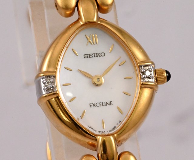 SEIKO】 セイコー EXCELINE エクセリーヌ 女性用クォーツ腕時計 白蝶貝 文字盤 Ref.1F20-6B50 日本発送 - ショップ  ooyama 腕時計 - Pinkoi