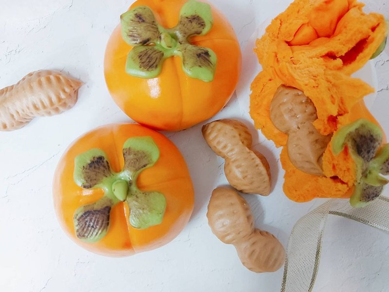 Cheerful Persimmon and Peanut Good Things Happen in Bundle Shaped Mantou Bye Bye Mantou 3pcs/set - Bread - Fresh Ingredients 