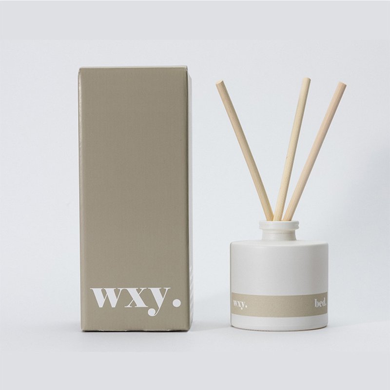 【微瑕疵/盒損】英國 wxy 經典擴香- bed. 麝香 & 黑香草 - 香氛/精油/擴香 - 玻璃 卡其色