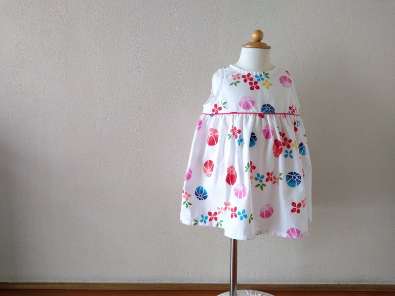 Children's yukata fabric, flared dress, Chusen Temari, 80-130 size, made-to-order - กระโปรง - ผ้าฝ้าย/ผ้าลินิน ขาว