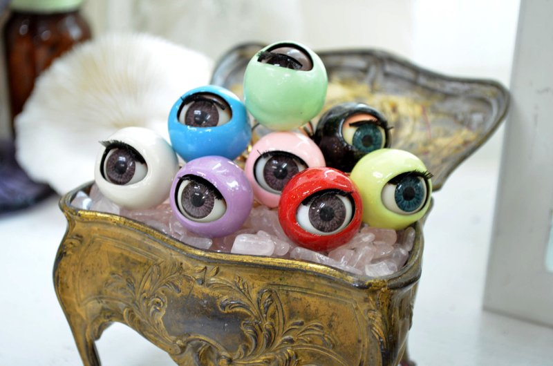 TIMBEE LO 20mm glitter eyeball ring red, black, white, pink, mint, purple, blue and lemon yellow 8 colors - แหวนทั่วไป - วัตถุเคลือบ หลากหลายสี