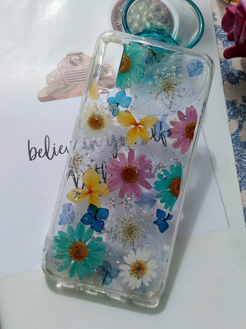Handmade phone case, Pressed flowers phone case, Fit for Samsung Galaxy A7 2018 - เคส/ซองมือถือ - พลาสติก หลากหลายสี