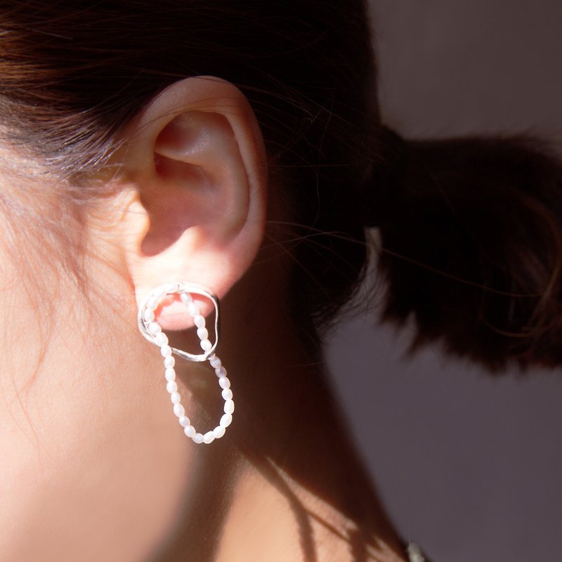 Pearl Sream Ripple - Earrings & Clip-ons - Pearl Silver