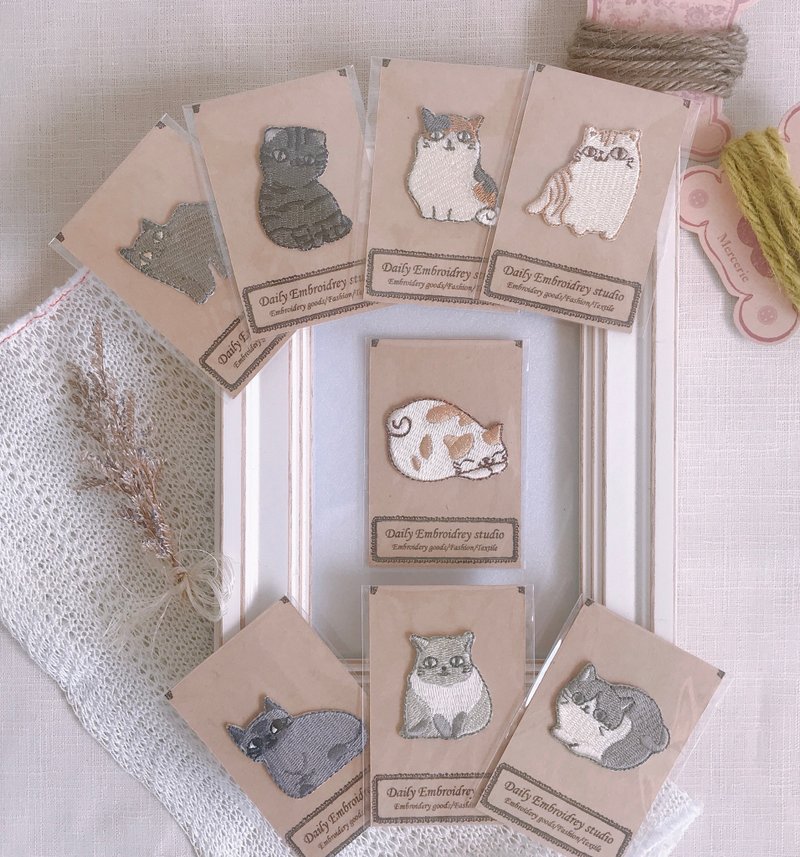 D.E studio/ 設計款刺繡布貼/ 可愛貓主子刺繡 - 其他 - 繡線 