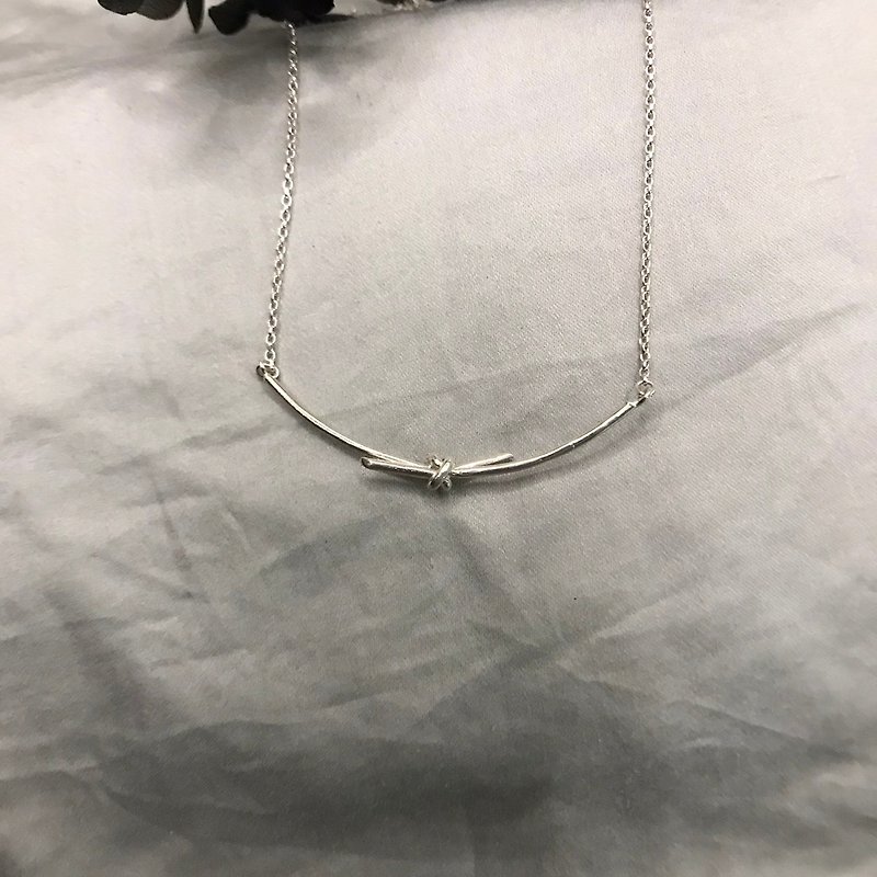 Gift knot necklace - สร้อยคอ - เงินแท้ 