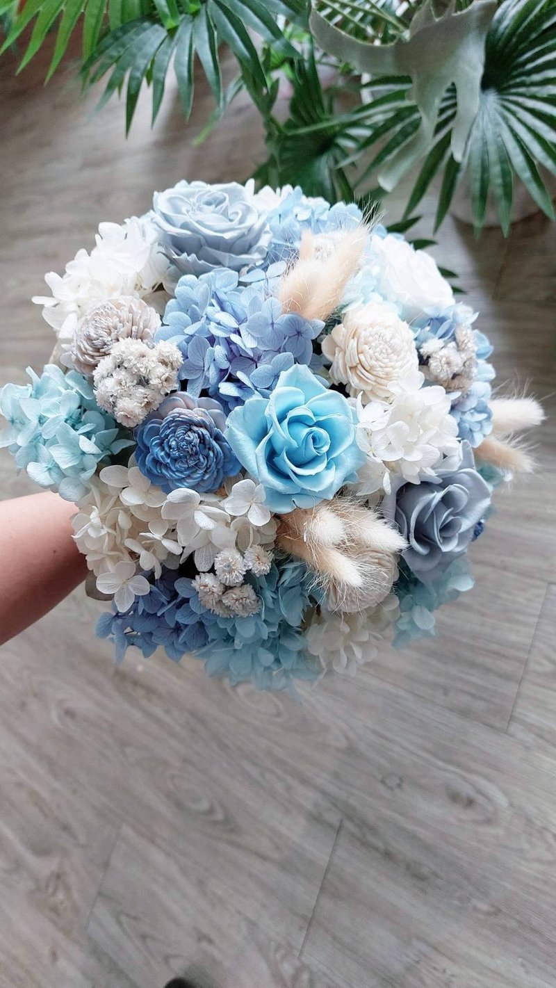 Haizang Design│Eternal Love. Ocean Blue Everlasting Flower Bouquet/Eternal Flower - Dried Flowers & Bouquets - Plants & Flowers Blue