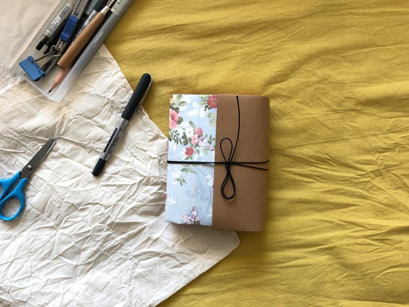 Goolr timeless hand account A6 can accommodate writing and drawing manual notebook - Notebooks & Journals - Paper Multicolor