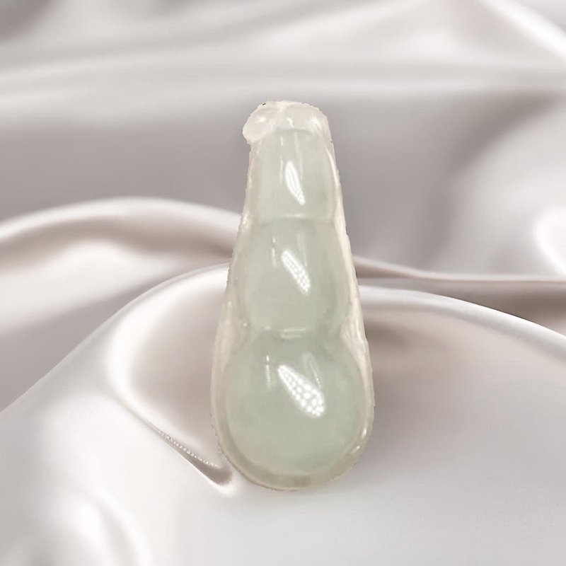 [Fushou] Ice Green Flower Jade Lucky Beans | Natural Burmese Jade A Grade Jade | Gifts - พวงกุญแจ - หยก สีใส