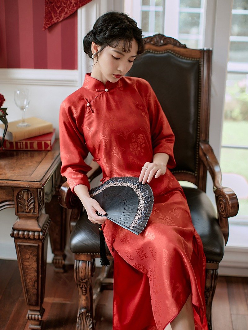 Forbidden City red red Luo Ruyi pattern jacquard cheongsam bridal toast clothing retro improved new Chinese national style dress - Qipao - Polyester Red
