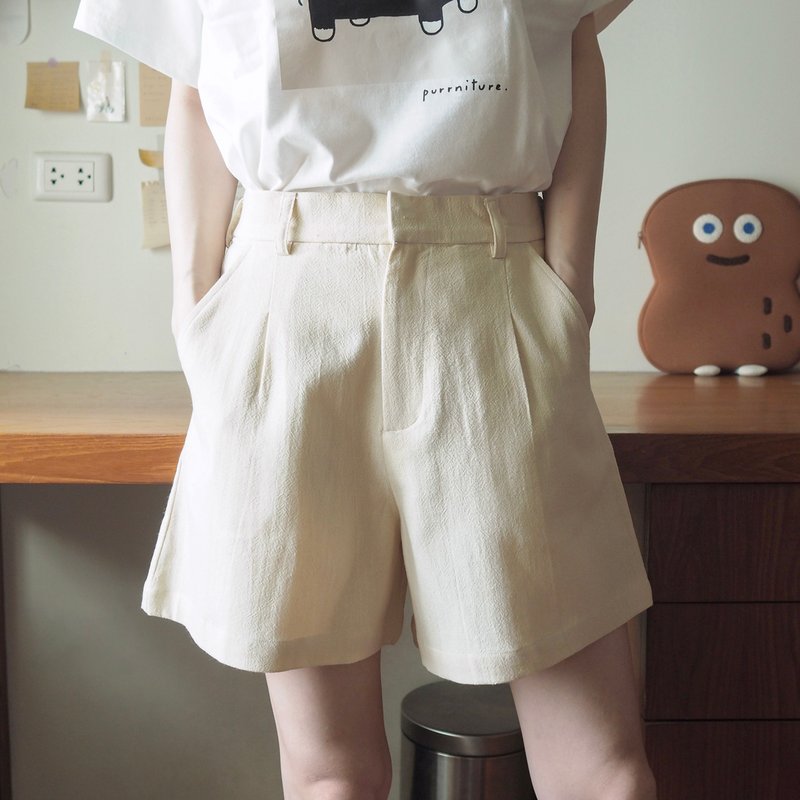 cat soup cotton shorts : cream - กางเกงขาสั้น - ผ้าฝ้าย/ผ้าลินิน ขาว