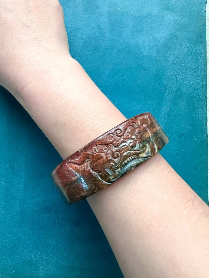 Lion and auspiciousness - wide version of Hetian jade leather and red seed material jade bracelet / suitable for 59, 60, 61, 62 ring mouth - Bracelets - Jade Red