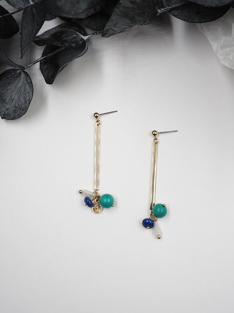 Design section. Lapis Lazuli Stone Earrings <Changeable Clip Type> - Earrings & Clip-ons - Gemstone 