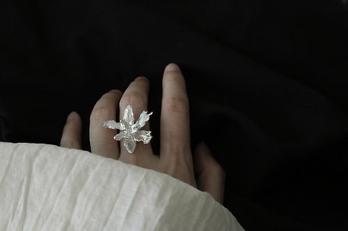 H DES 925純銀花朵植物肌理感開口誇張戒指