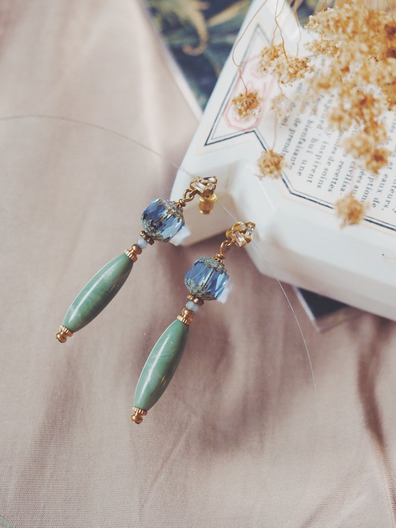 Summer forget-me-not antique resin earrings - ต่างหู - ทองแดงทองเหลือง สีใส